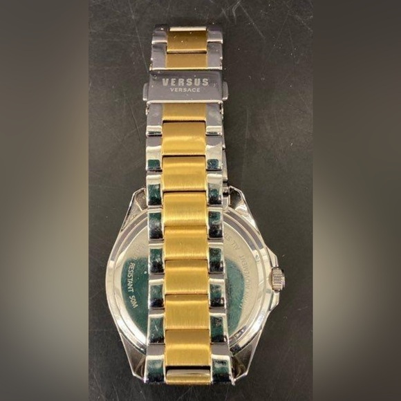 Rare Versace Versus Ladies 50m Watch - Picture 3 of 6